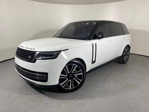 2023 Land Rover Range Rover P400 SE
