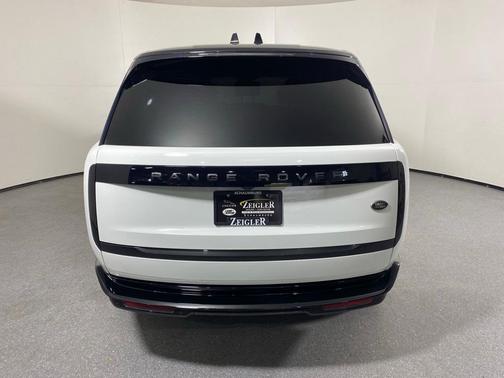 2023 Land Rover Range Rover P400 SE