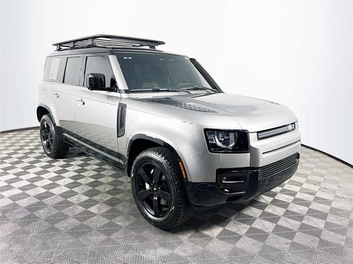 2024 Land Rover Defender P400 X-Dynamic SE