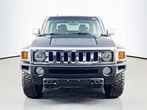 2009 Hummer H3T Alpha
