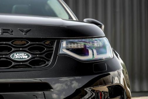 Santorini Black 2026 Land Rover Discovery Sport LANDMARK