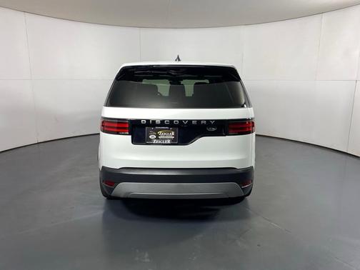 2023 Land Rover Discovery P300 S