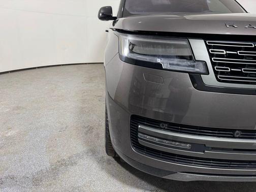 2023 Land Rover Range Rover First Edition