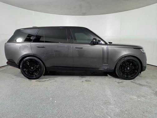 2023 Land Rover Range Rover First Edition