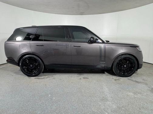 2023 Land Rover Range Rover First Edition