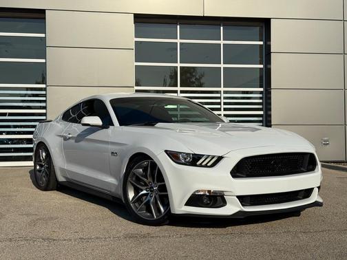 2017 Ford Mustang GT Premium