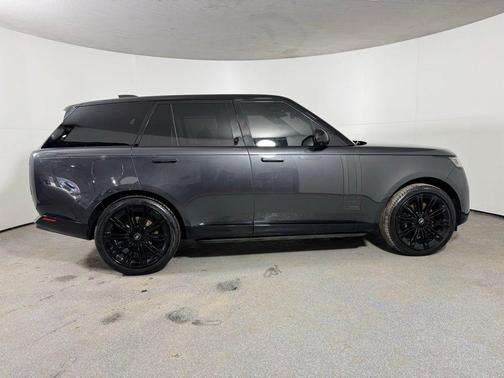 2024 Land Rover Range Rover P530 Autobiography