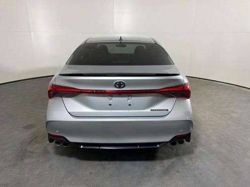 2022 Toyota Avalon Touring
