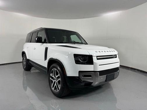 2023 Land Rover Defender 110 SE