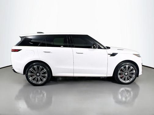 Ostuni Pearl White 2024 Land Rover Range Rover Sport DYNAMIC SE