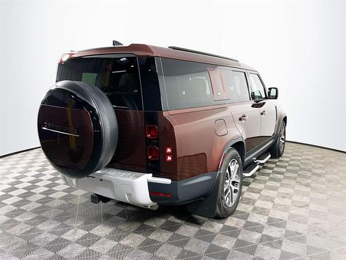 2024 Land Rover Defender P300 S