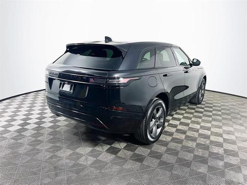 2025 Land Rover Range Rover Velar P250 Dynamic SE