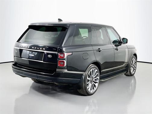 2020 Land Rover Range Rover P525 HSE
