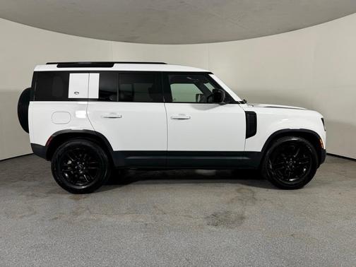 2024 Land Rover Defender P300