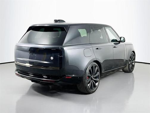 2023 Land Rover Range Rover SV