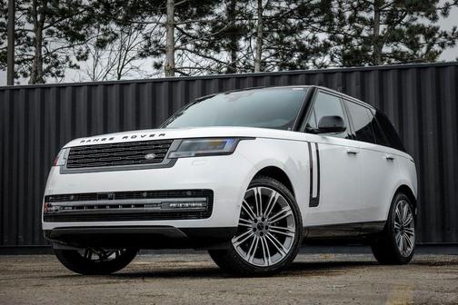 Ostuni Pearl White 2026 Land Rover Range Rover P400 SE