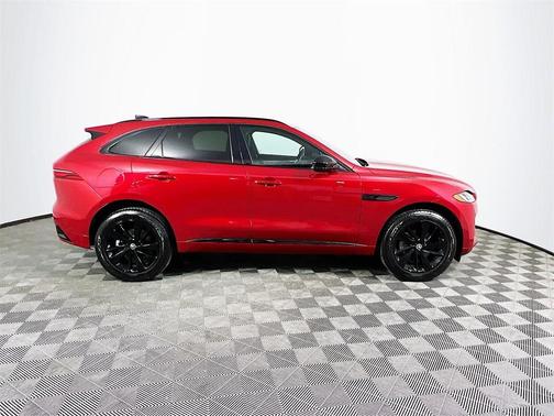 2024 Jaguar F-PACE P250 R-Dynamic S