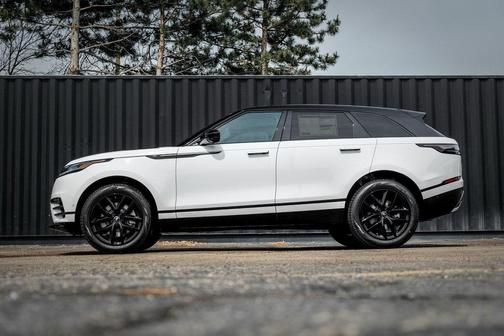 2026 Land Rover Range Rover Velar P250 Dynamic SE
