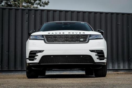 2026 Land Rover Range Rover Velar P250 Dynamic SE