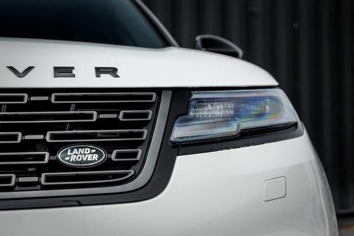 2026 Land Rover Range Rover Velar P250 Dynamic SE