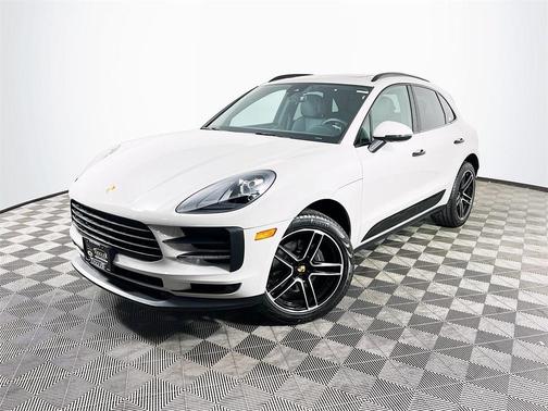 2020 Porsche Macan Base