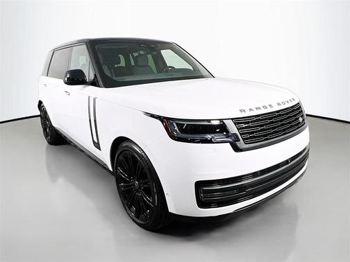 2025 Land Rover Range Rover P400 SE 7 Seat