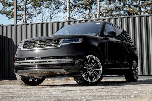 2025 Land Rover Range Rover P530 SE 7 Seat