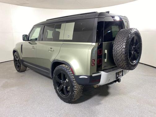 2020 Land Rover Defender 110 First Edition