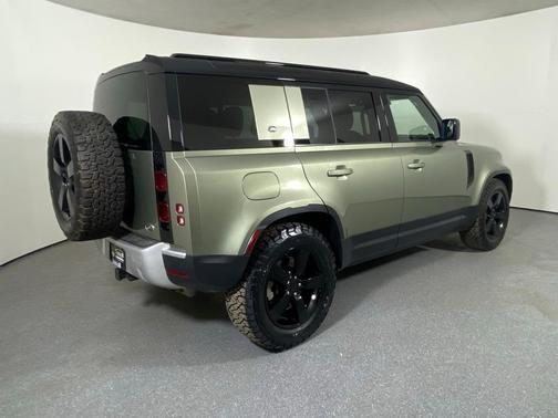 2020 Land Rover Defender 110 First Edition