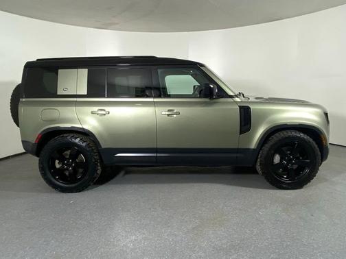 2020 Land Rover Defender 110 First Edition