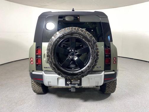 2020 Land Rover Defender 110 First Edition