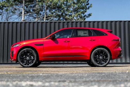 2025 Jaguar F-PACE P400 R-Dynamic S