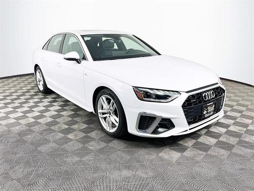 2022 Audi A4 45 S line Premium Plus