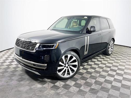 2025 Land Rover Range Rover P400 SE