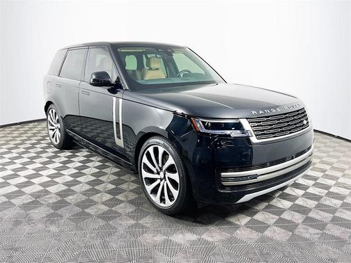 2025 Land Rover Range Rover P400 SE