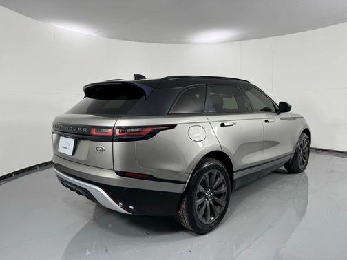 2018 Land Rover Range Rover Velar P250 SE R-Dynamic