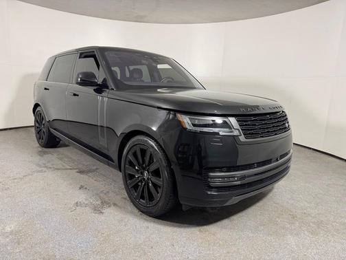2023 Land Rover Range Rover P530 SE