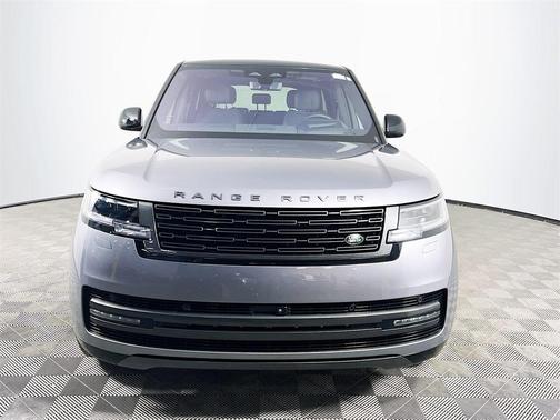 2023 Land Rover Range Rover P530 SE