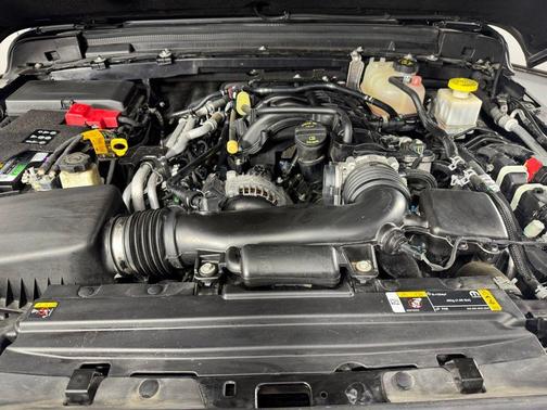 Black Clearcoat 2022 Jeep Gladiator Rubicon