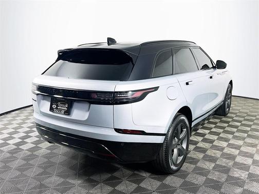 2025 Land Rover Range Rover Velar P250 Dynamic SE