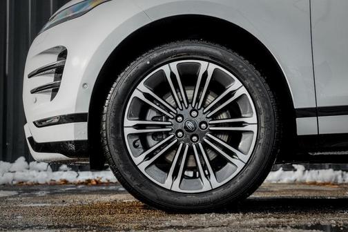 2026 Land Rover Range Rover Evoque Dynamic SE