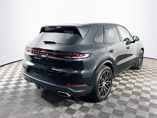 2024 Porsche Cayenne Base