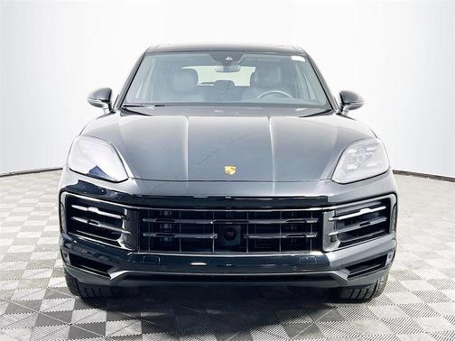 2024 Porsche Cayenne Base