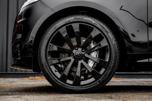 2026 Land Rover Range Rover Sport P400 Dynamic SE