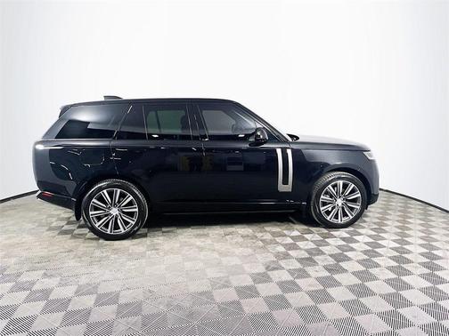 2023 Land Rover Range Rover P400 SE