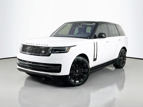 Fuji White 2023 Land Rover Range Rover P400 SE