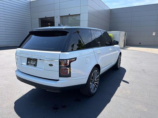 Fuji White 2019 Land Rover Range Rover 3.0L V6 Supercharged HSE