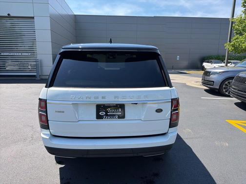 Fuji White 2019 Land Rover Range Rover 3.0L V6 Supercharged HSE