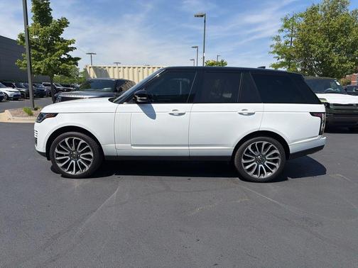 Fuji White 2019 Land Rover Range Rover 3.0L V6 Supercharged HSE