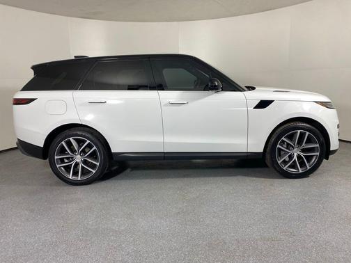 2023 Land Rover Range Rover Sport SE